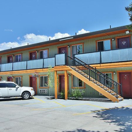 غرب يلوستون Moose Creek Inn المظهر الخارجي الصورة