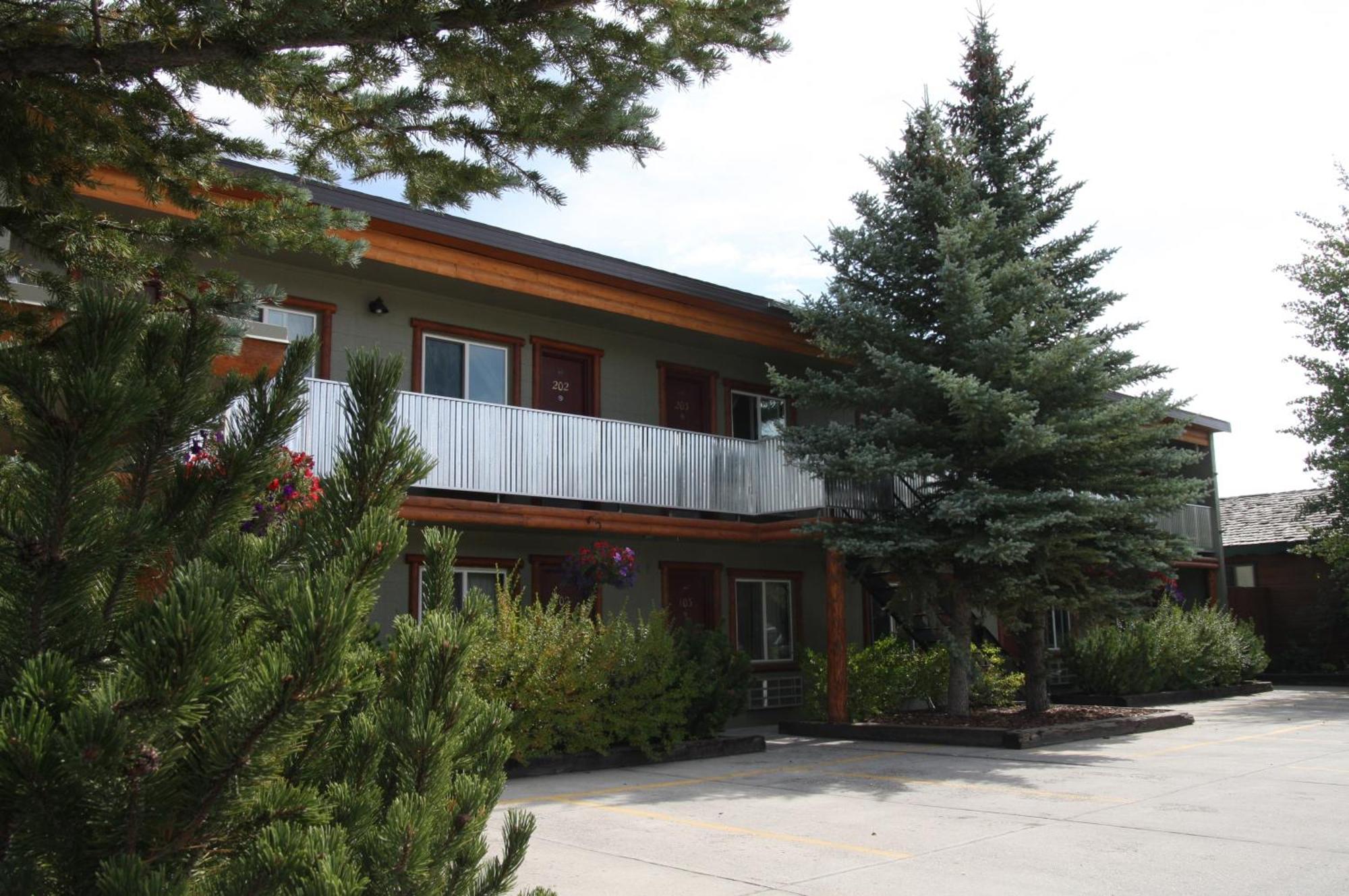 غرب يلوستون Moose Creek Inn المظهر الخارجي الصورة