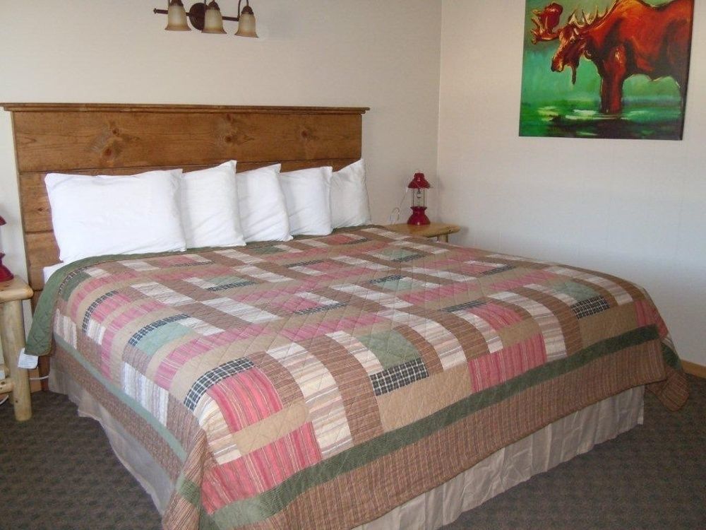 غرب يلوستون Moose Creek Inn المظهر الخارجي الصورة