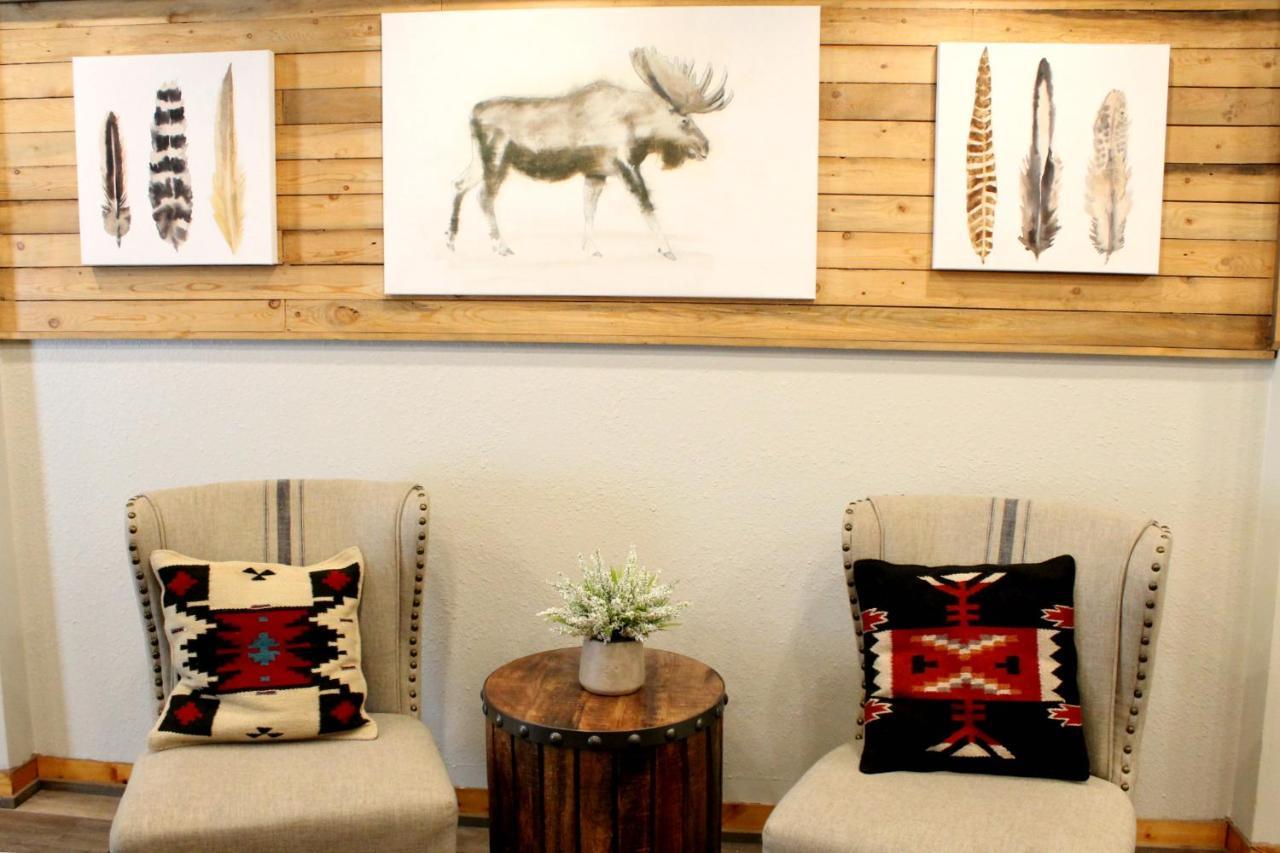 غرب يلوستون Moose Creek Inn المظهر الخارجي الصورة
