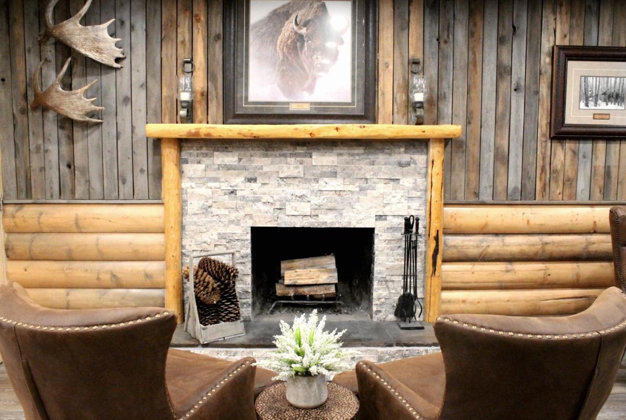 غرب يلوستون Moose Creek Inn المظهر الخارجي الصورة