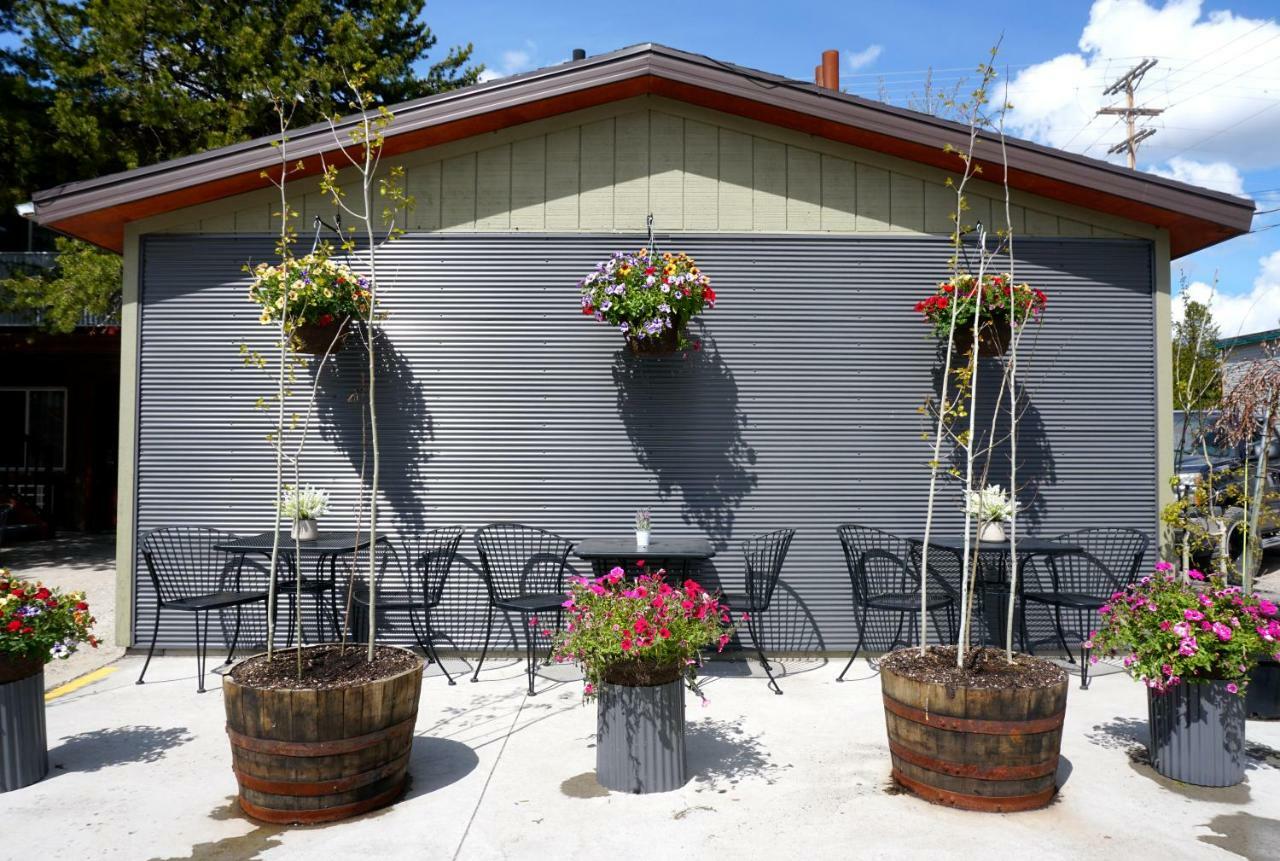 غرب يلوستون Moose Creek Inn المظهر الخارجي الصورة
