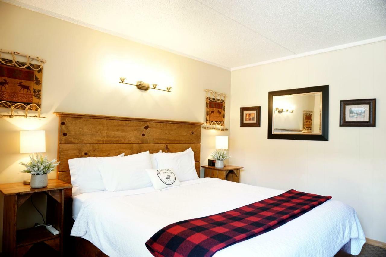 غرب يلوستون Moose Creek Inn المظهر الخارجي الصورة